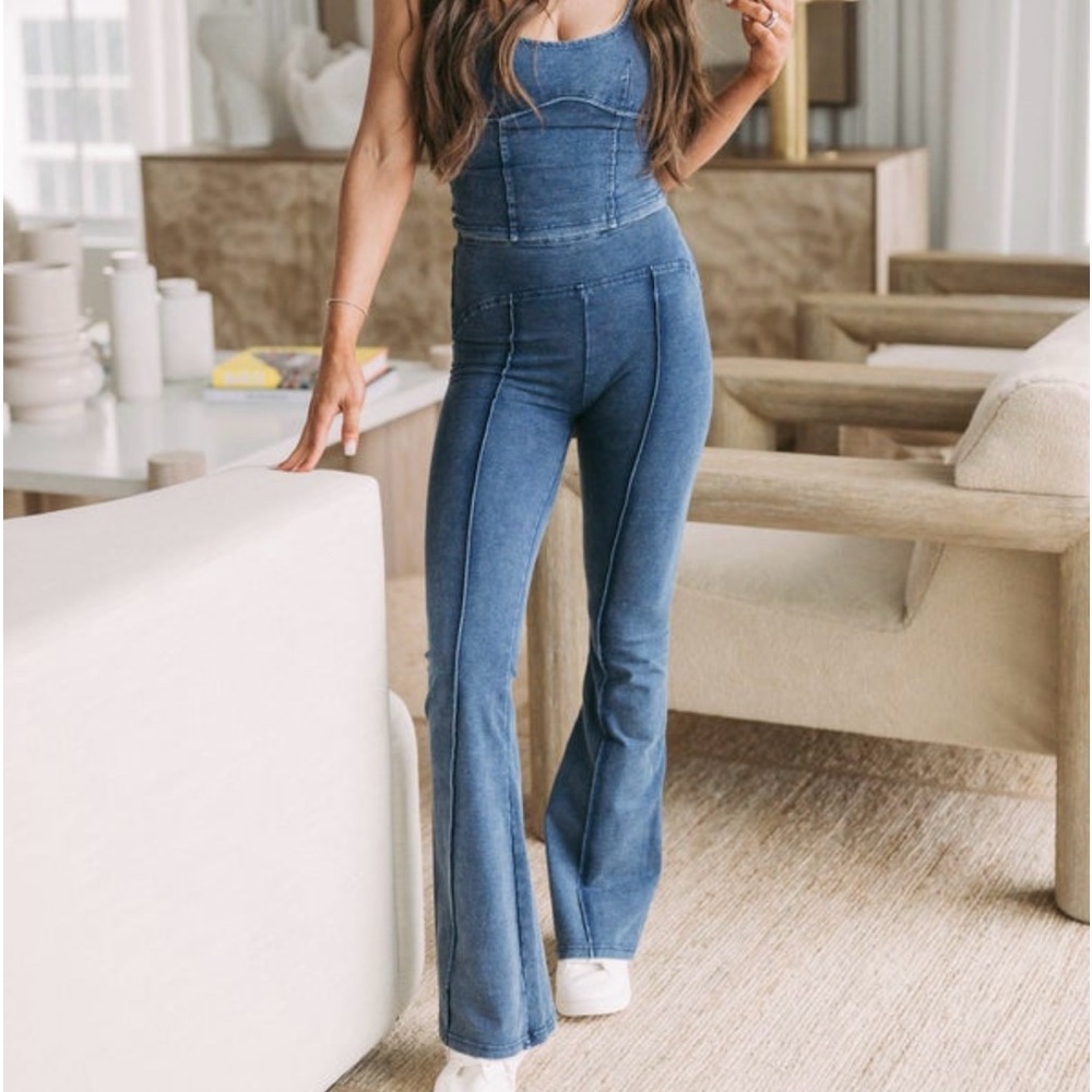Flared pant set, denim look